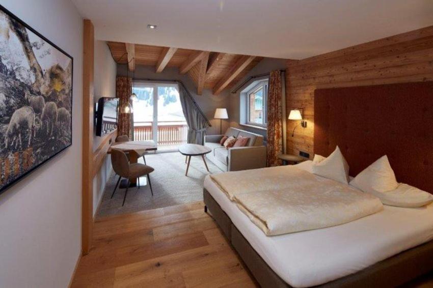 Alpenjuwel Rohnenspitze Hotel Zöblen Kültér fotó