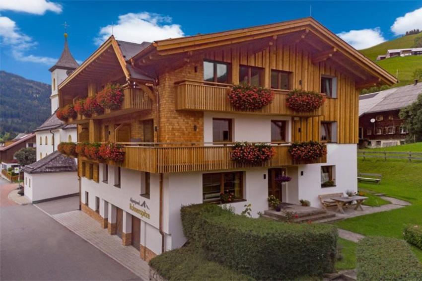 Alpenjuwel Rohnenspitze Hotel Zöblen Kültér fotó